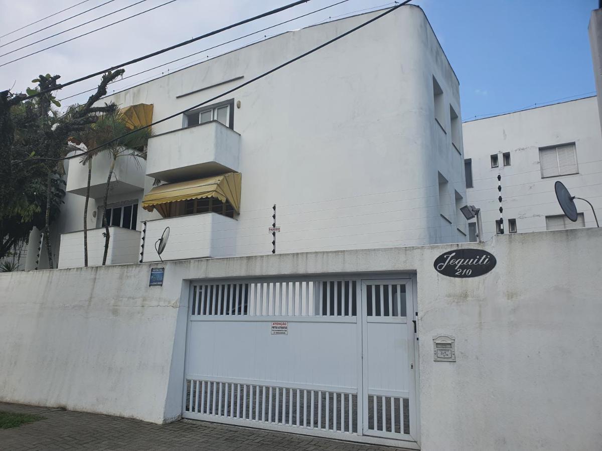 Jequiti-Mar Apto aconchegante na Enseada Guarujá Exterior foto